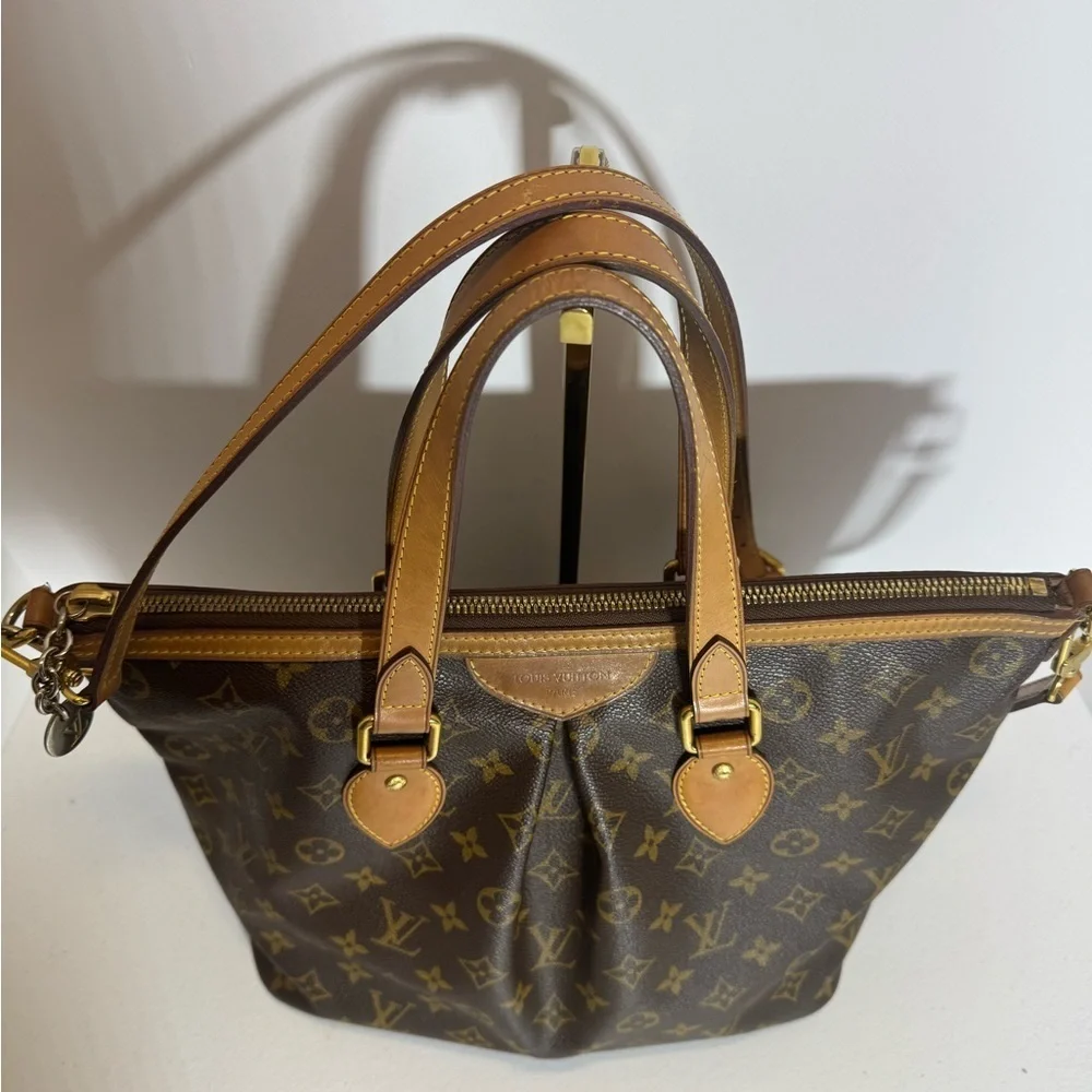 AUTHENTIC Louis Vuitton Palermo Monogram Tote Bag